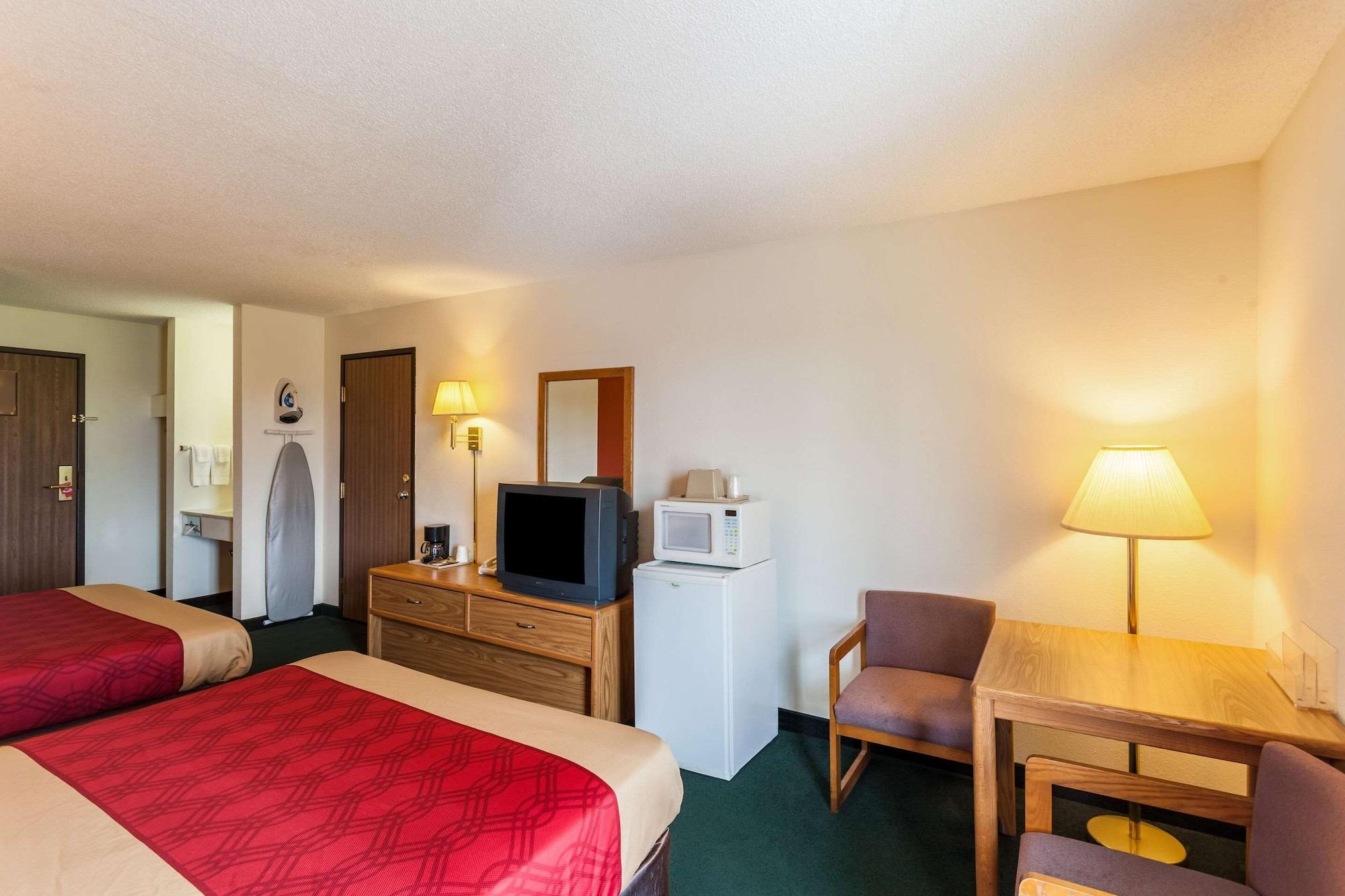 Econo Lodge Lincoln Buitenkant foto