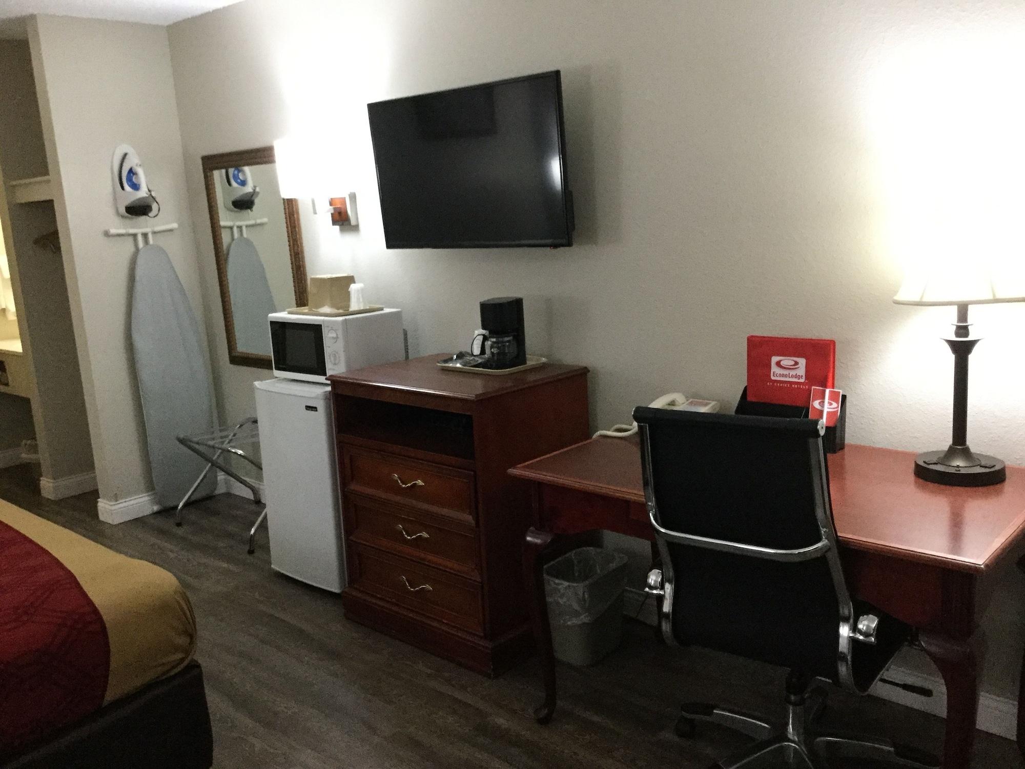 Econo Lodge Lincoln Buitenkant foto