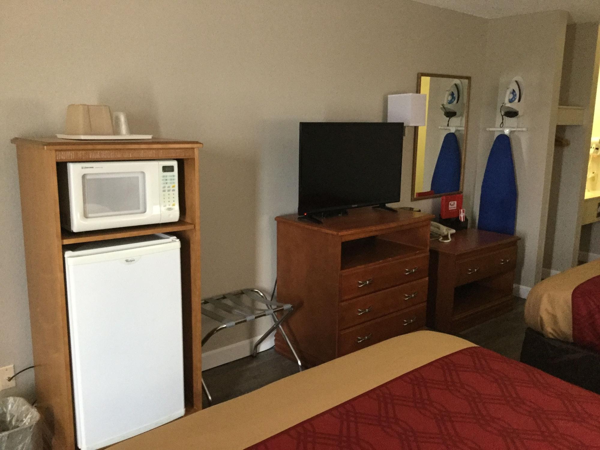 Econo Lodge Lincoln Buitenkant foto