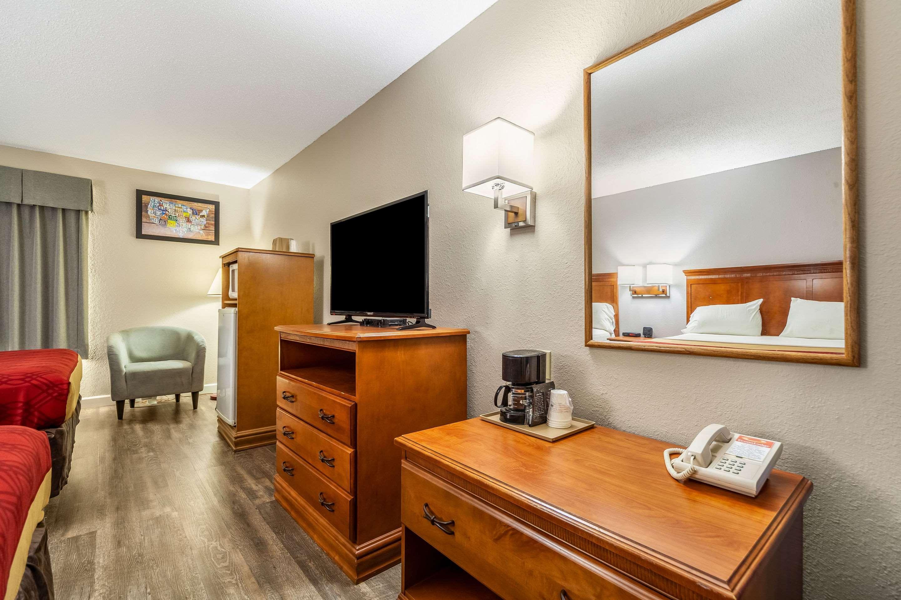 Econo Lodge Lincoln Buitenkant foto